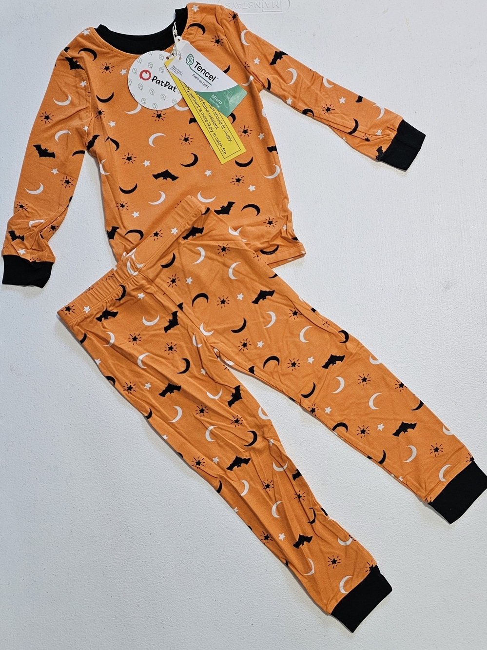 PatPat Orange Halloween Moon & Bat Kids Pajama Set
